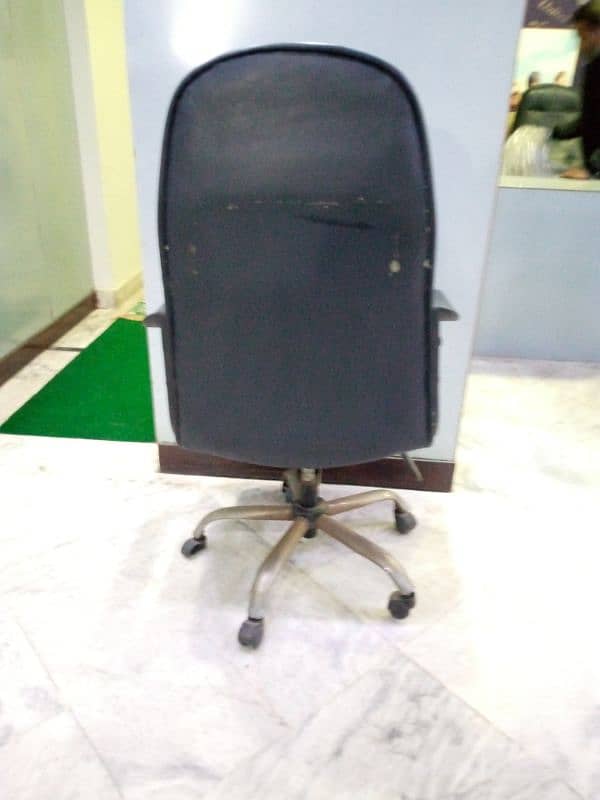 office executive chairs 6