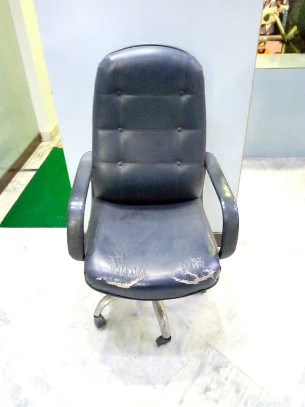 office executive chairs 7