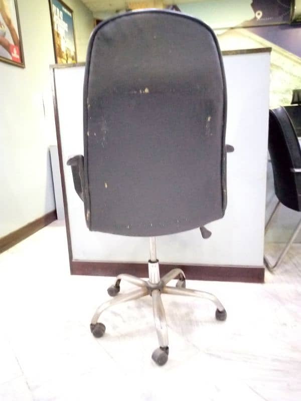 office executive chairs 9