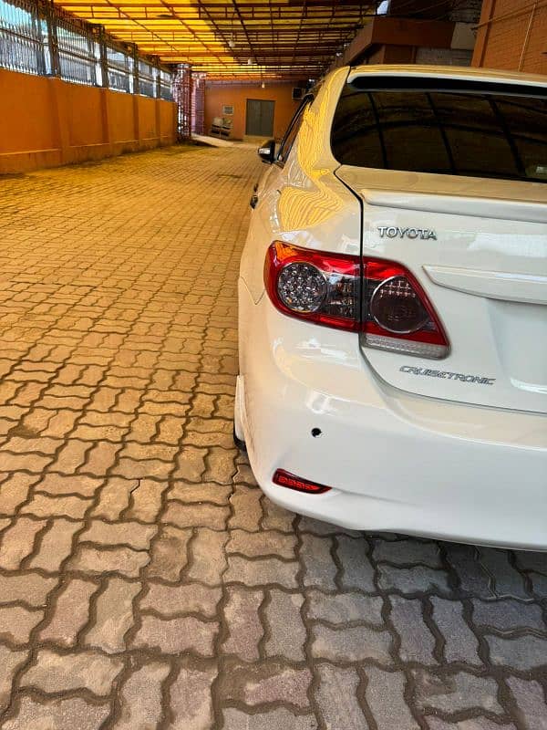 Toyota Corolla Altis 2014 3