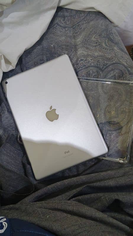 ipad 9th generation 2023 64GB 6