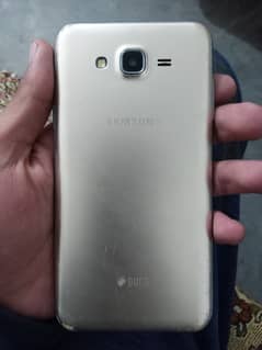 Samsung Mobile J7