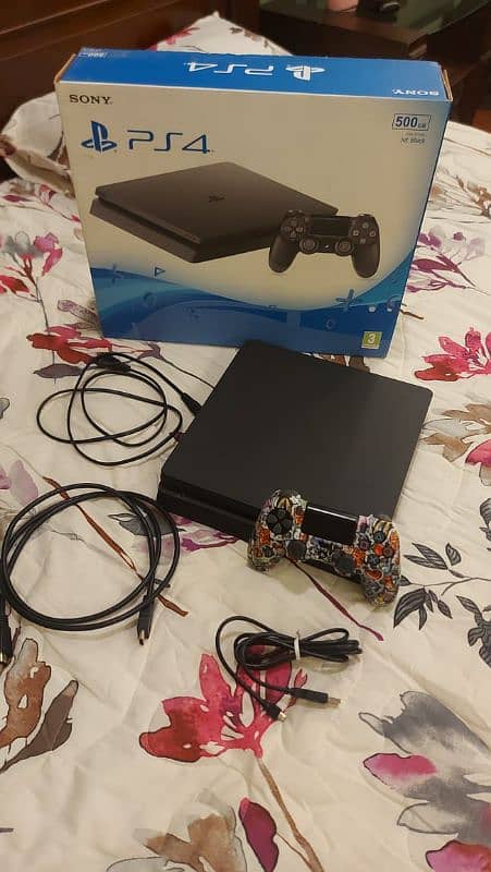 ps4 slim non jailbreak 800GB slightly used with one controller 0