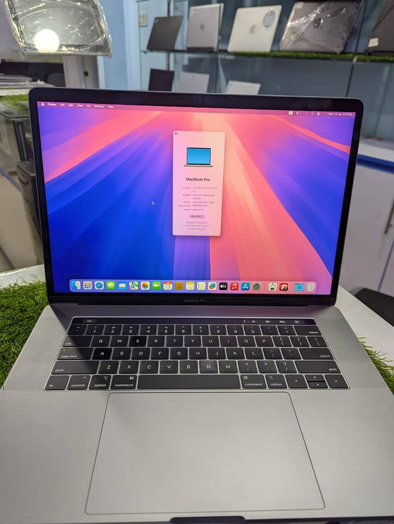 Macbook pro 2019-i9 32 Gb 512 ssd 4 Gb Graphic -Card 0