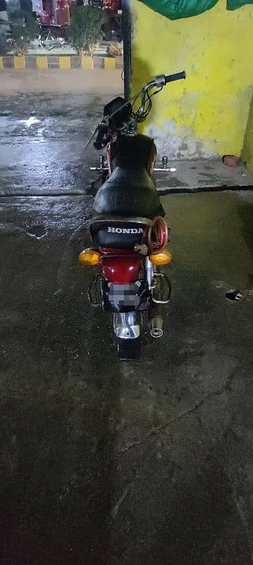 Honda CD 70 - New Condition 4