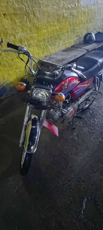 Honda CD 70 - New Condition 5