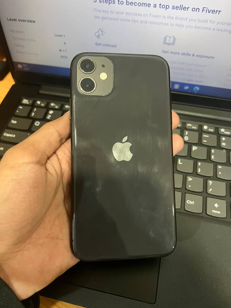 Apple iPhone 11 0