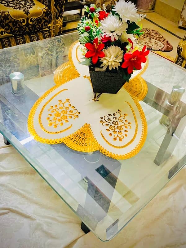 dining center table argent for sell only : 19999 thousand Rupee’s … 0