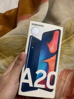 Samsung galaxy A20 32gb available with box