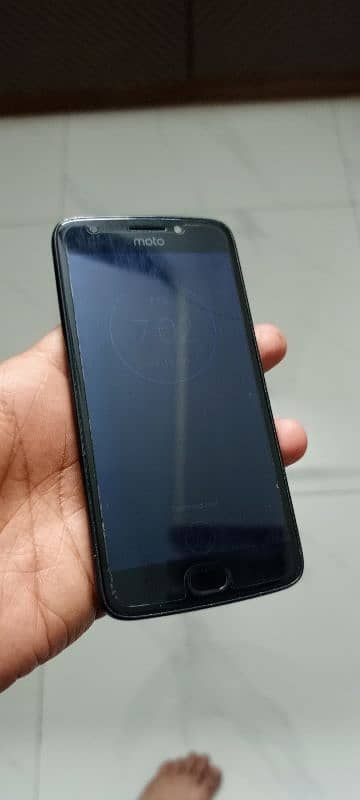 Moto E4 New Condition 1