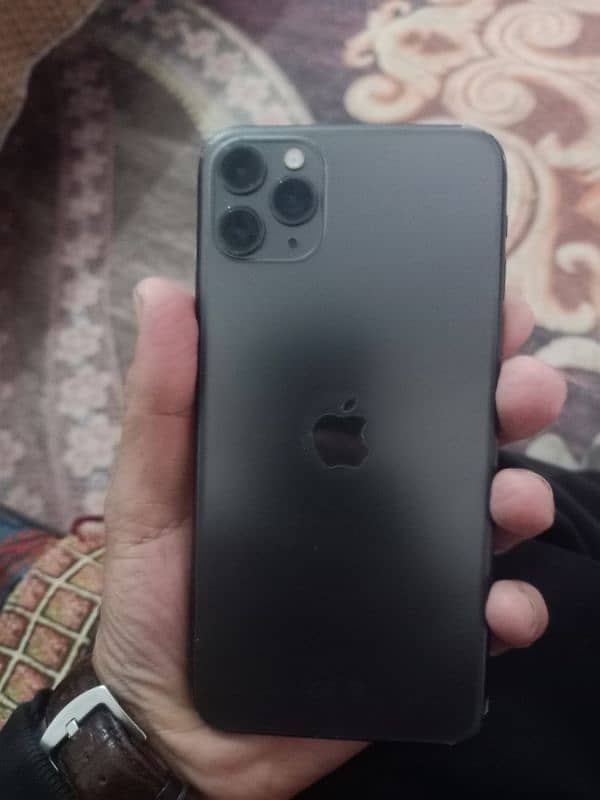 im Selling My Iphone 11 pro Max 256 Gb 0