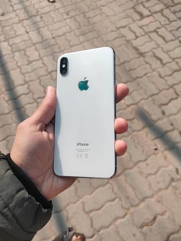 XS MAX dual sim pta approved 1