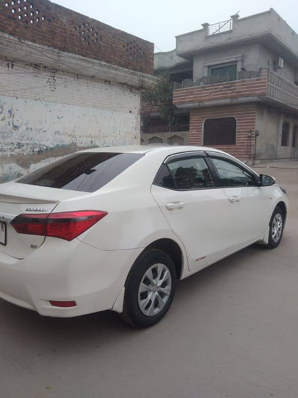 Toyota Corolla XLI 2015 5