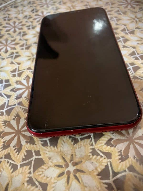 I phone 11 glass crack non pta jv 1