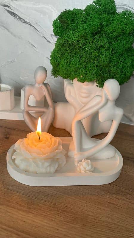 Statue Home decor piece 1