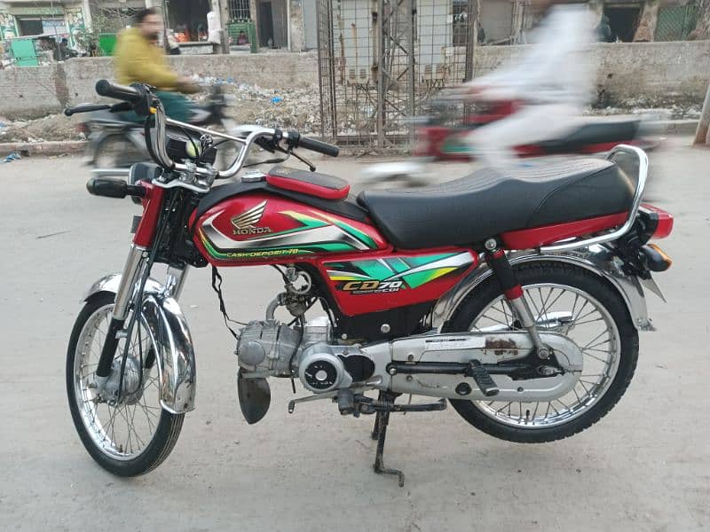 Honda 70 full original koi b masla ni. a Baki bat call per kar la 0