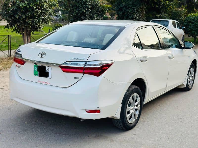 Toyota Corolla GLI 2018 2019 register 3