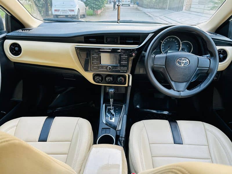 Toyota Corolla GLI 2018 2019 register 11