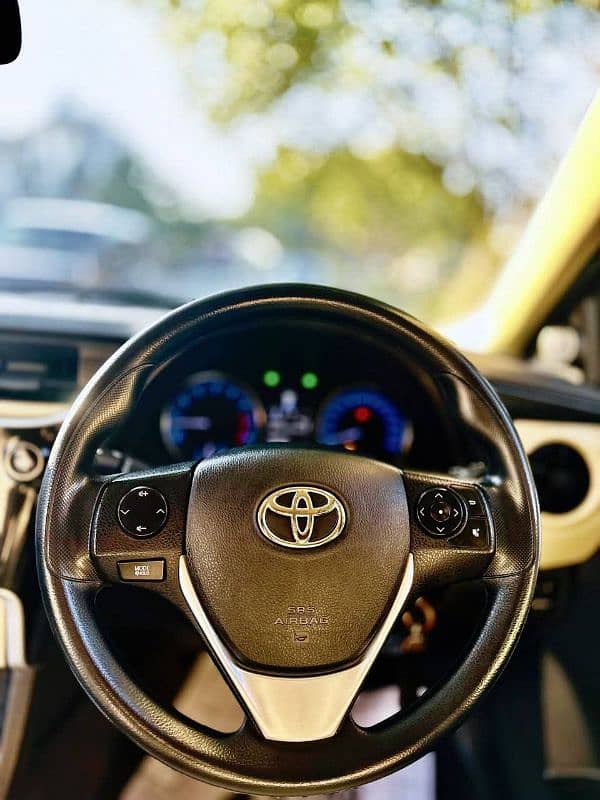 Toyota Corolla Altis 2022 4