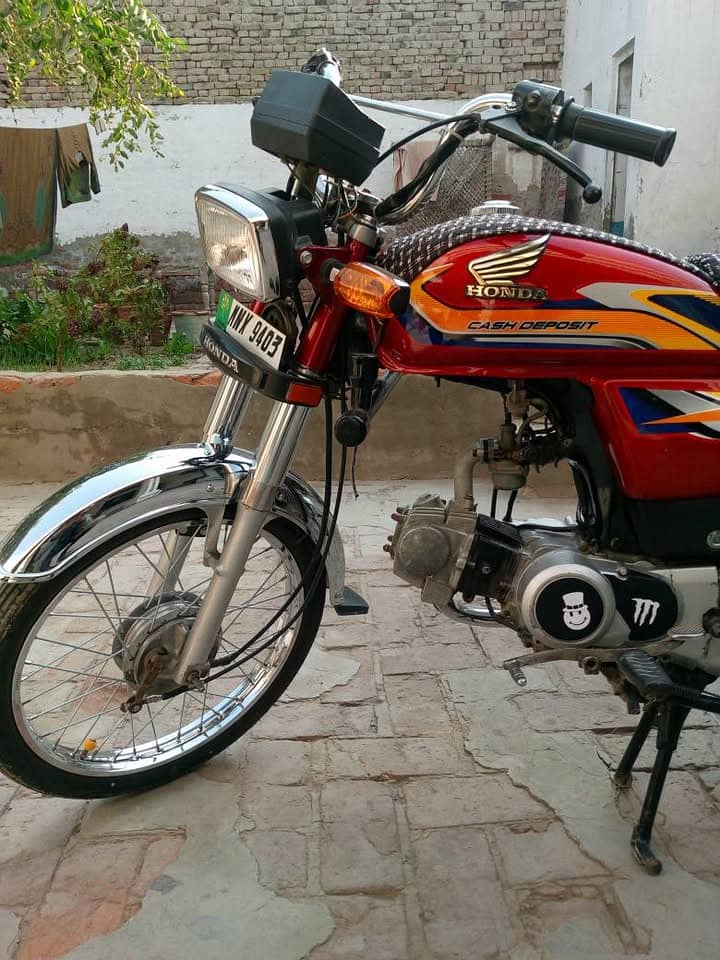 united bike he 16 model honda 25 model me tyar he. 1