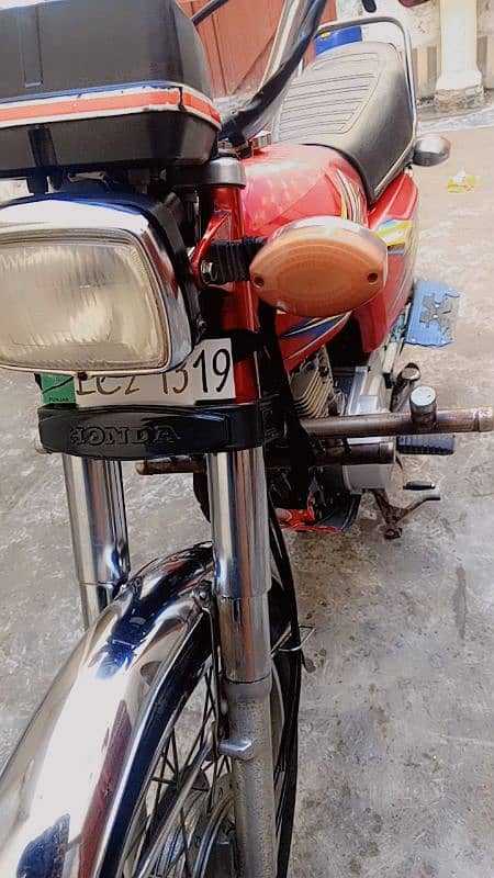 Honda 125 All geniun 4