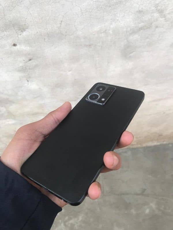 oppo F21 pro 0