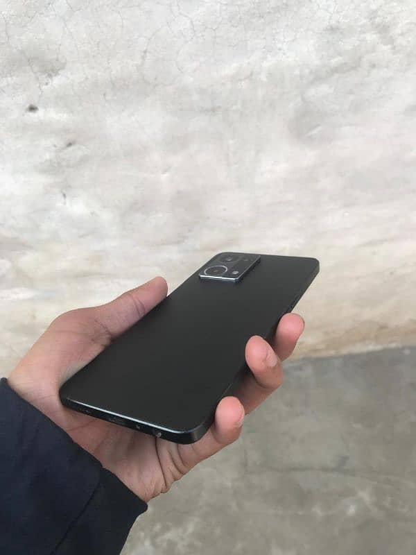 oppo F21 pro 1