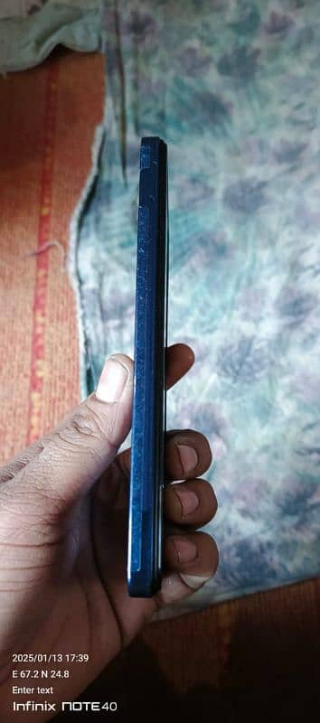 8+8 256 10 by 10 condition warranty pic me dekh sakhty hy 7