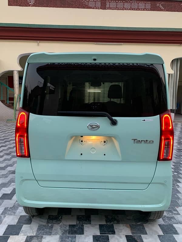 Daihatsu Tanto 2021 2