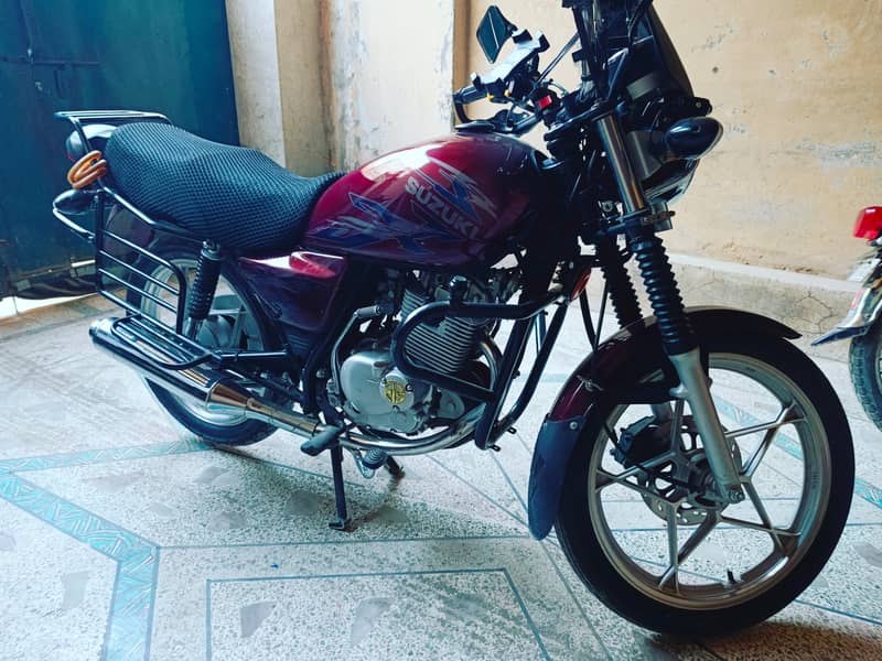 Suzuki GS 150 SE 2022 1