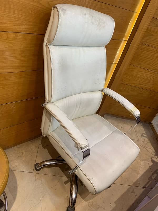 used office chair 1