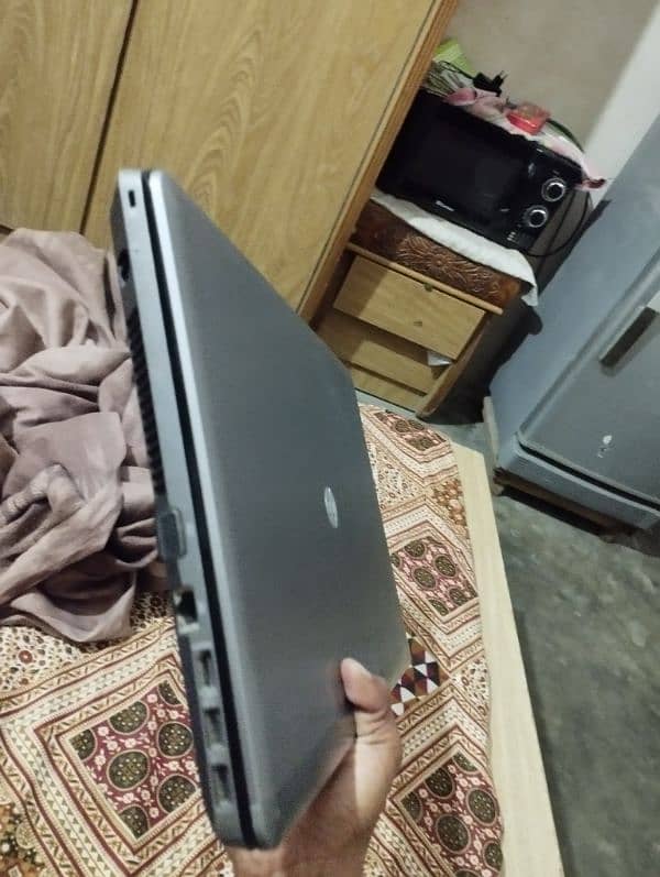 h. p laptop 3