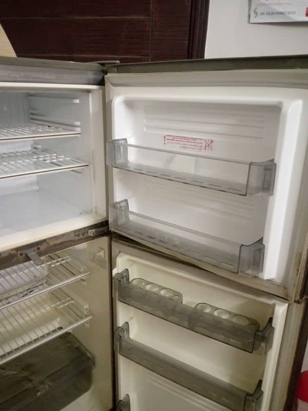 Pel refrigerator for Sale 3