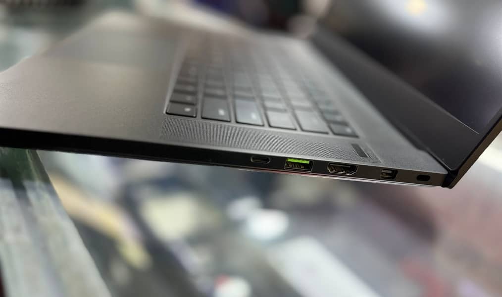 razer blade 2019 Gaming Laptop 15.6 Inch 3