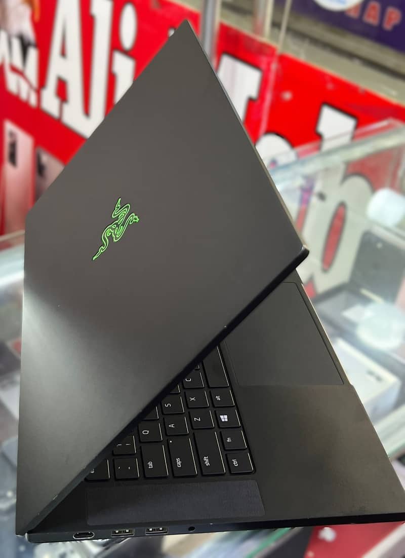 razer blade 2019 Gaming Laptop 15.6 Inch 4