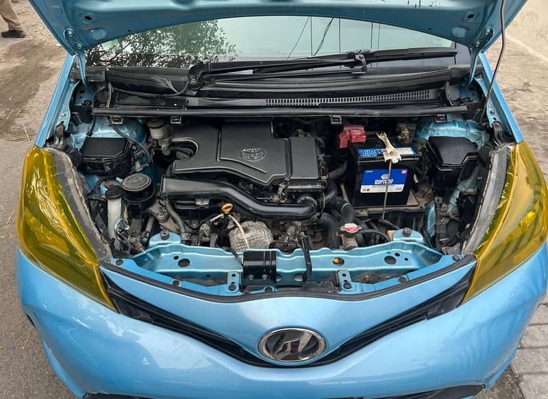 Toyota Vitz 2014 1