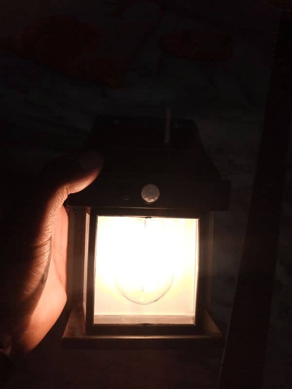 solar interaction wall lamp 1