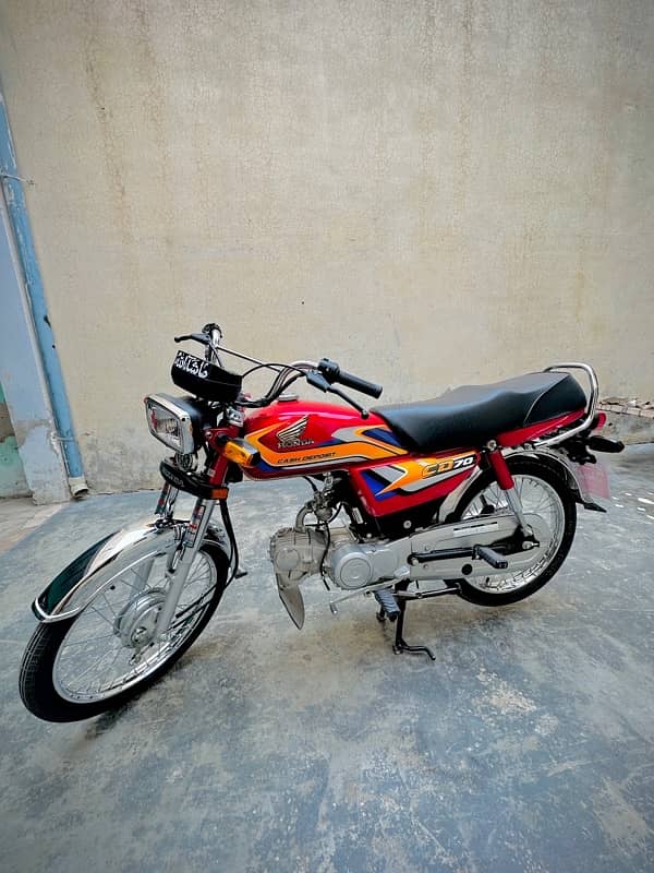 honada 70 cc brand 10/10 3