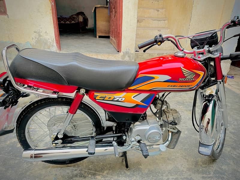 honada 70 cc brand 10/10 11