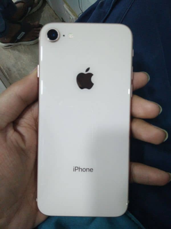 iphone 8 GB 64 non pta 1