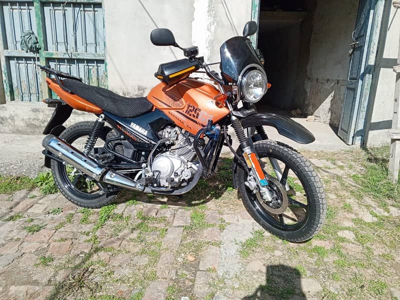 Yamaha YBR 125G 2023 with Fully Modified Accessories 3