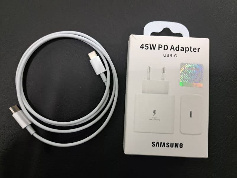 Samsung 45W Super Fast Charger 0