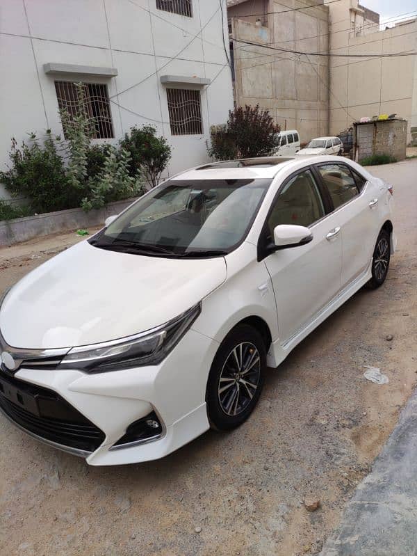 Toyota Corolla Altis X Grande 2021 3