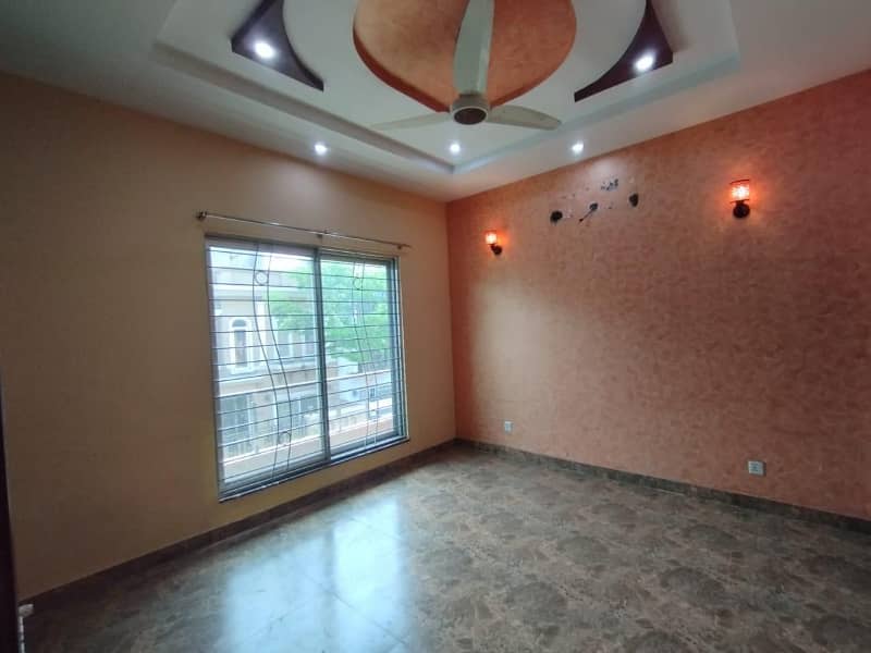 5 Marla Beautiful House With Gas Available For Rent In Lake City Sector M-7C 14