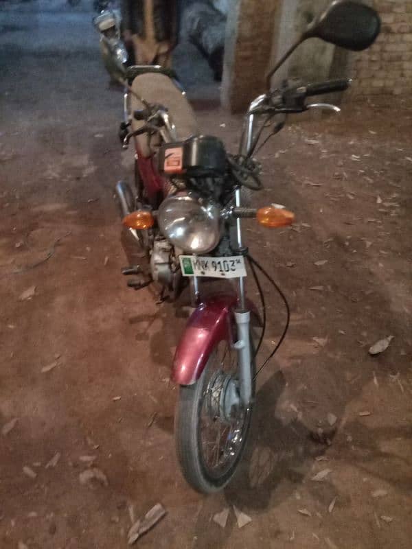 Suzuki GD 110 bike motorcycle 3