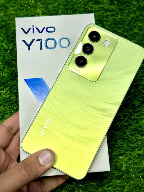 Vivo y100 8/256 0