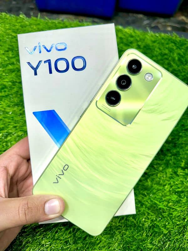 Vivo y100 8/256 8