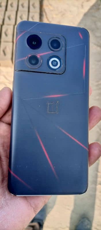 One Plus 10 pro black color. Non Pta 1