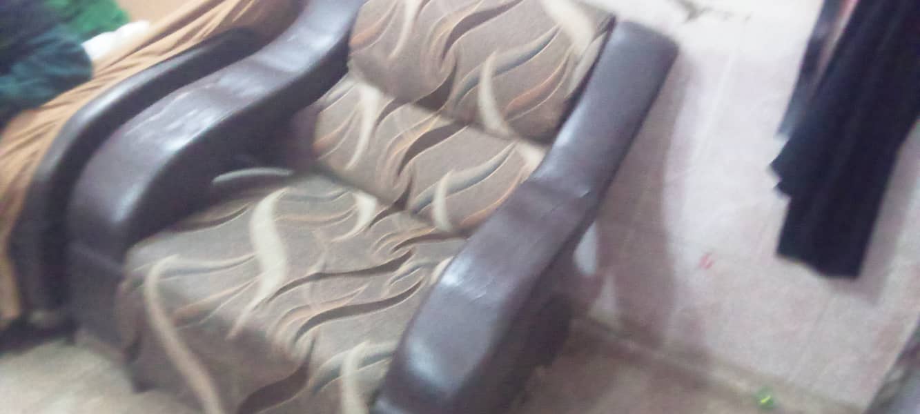 5 setter sofa seat 4