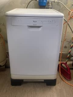 Whirlpool Dishwasher